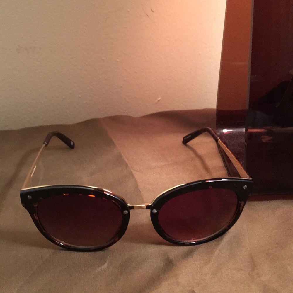 Sun glasses